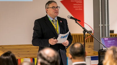 Vice-Chancellor, Steve West speaking at an event.
