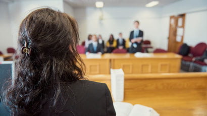 Practical session in progress in the Law mock courtroom