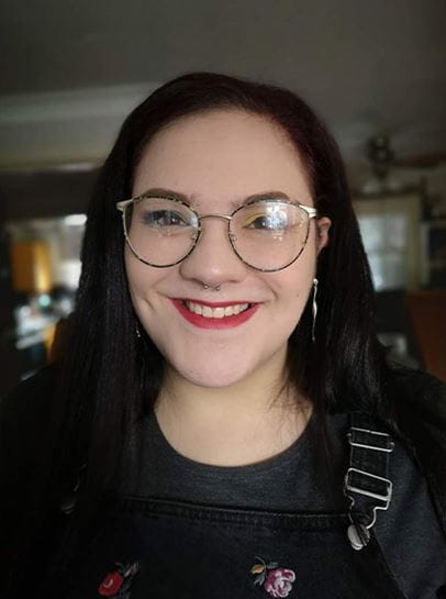 Head shot of Amy, a BSC(Hons) Forensic Science student.