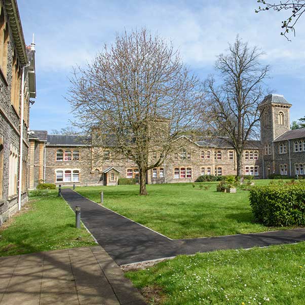 A courtyard at Glenside Campus.
