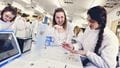 Bioscience students use equipment in the lab