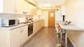 Cherry Court shared kitchen with breakfast bar