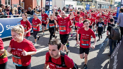 People running the Bristol 10K.
