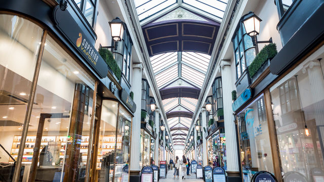 Independent shopping in Bristol