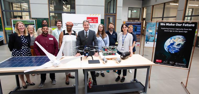 Metro Mayor meets with UWE Bristol students in the Engineering Building