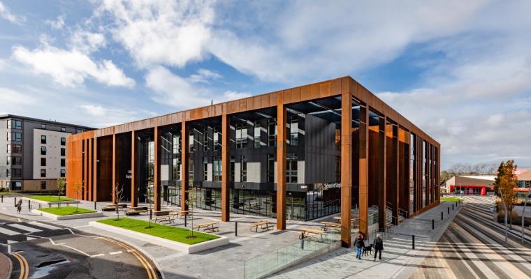 Exterior UWE Bristol School of Engineering building