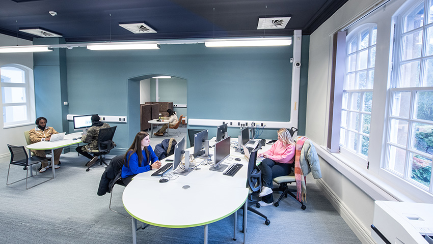 Students working in Glenside campus study lounge